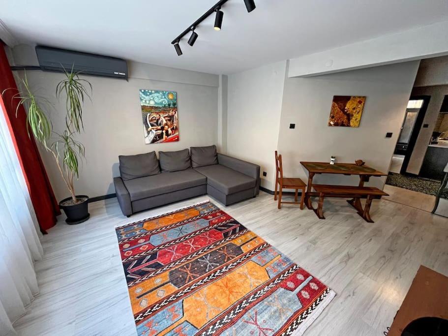 Central & Cosy Flat For 4 Person Стамбул Экстерьер фото